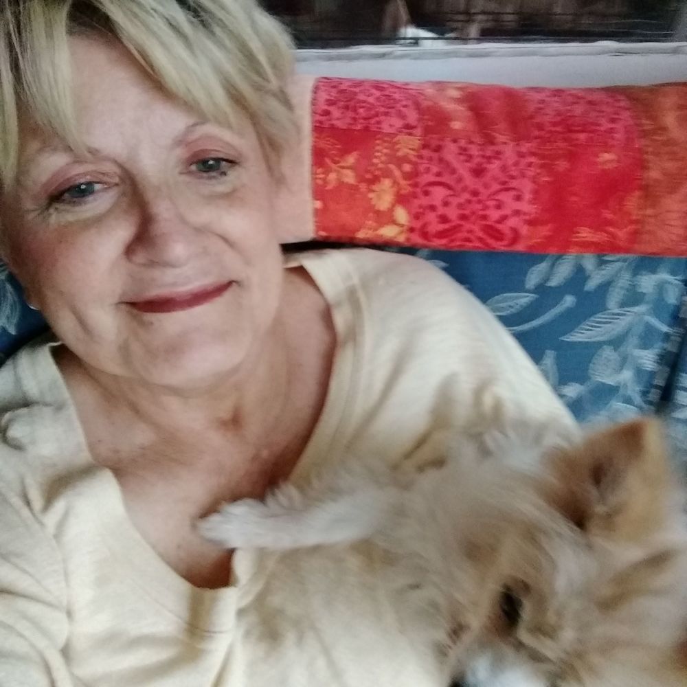 Meet your Posher, Julie